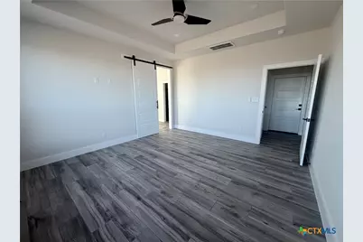 197 Lakeview Circle, La Vernia, TX 78121 - Photo 14