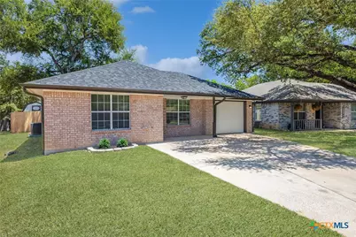 1107 E Avenue M, Belton, TX 76513 - Photo 2