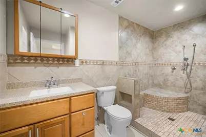 1107 E Avenue M, Belton, TX 76513 - Photo 14