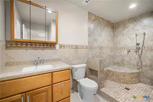 1107 E Avenue M, Belton, TX 76513 - Photo 14