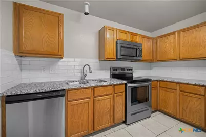 1107 E Avenue M, Belton, TX 76513 - Photo 10