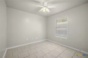 1107 E Avenue M, Belton, TX 76513 - Photo 16