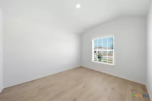 245 W Luna Blue Ln, Jarrell, TX 76537 - Photo 4