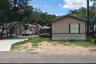 703 Fir Ln, Cottonwood Shores, TX 78657 - Photo 2