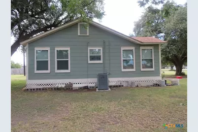 301 & 301A Colorado, Edna, TX 77957 - Photo 6