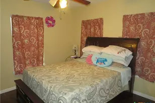 301 & 301A Colorado, Edna, TX 77957 - Photo 10