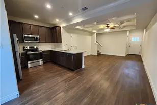 338 Untermaier Dr, New Braunfels, TX 78130 - Photo 6