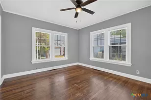 210 S Cedar St, Seguin, TX 78155 - Photo 22