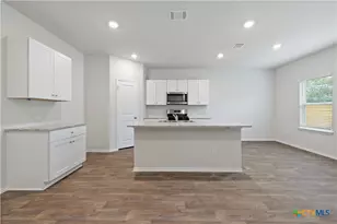2861 Brogan Creek, New Braunfels, TX 78130 - Photo 8