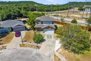 610 Mesquite Cir, Copperas Cove, TX 76522 - Photo 4