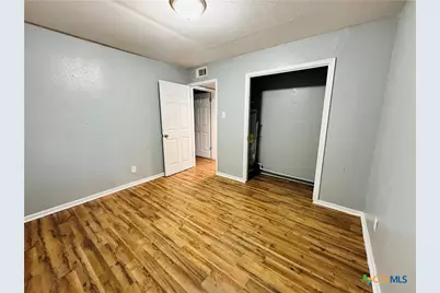 407 W Avenue E, Killeen, TX 76541 - Photo 8