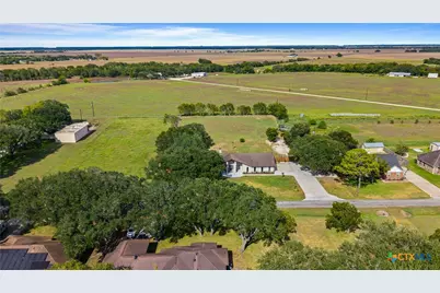 1107 Fairlane Drive, Ganado, TX 77962 - Photo 2