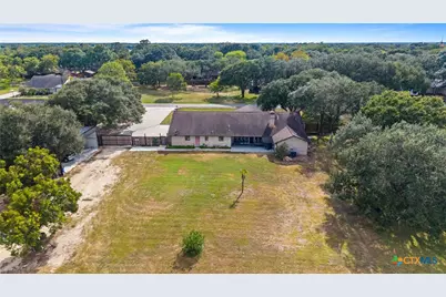 1107 Fairlane Drive, Ganado, TX 77962 - Photo 40