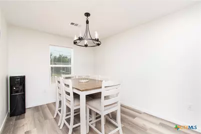 1704 N Hoover Avenue, Cameron, TX 76520 - Photo 8