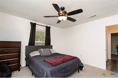 1704 N Hoover Avenue, Cameron, TX 76520 - Photo 16