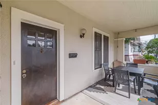 147 S Academy Ave, New Braunfels, TX 78130 - Photo 4
