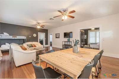 147 S Academy Avenue, New Braunfels, TX 78130 - Photo 6