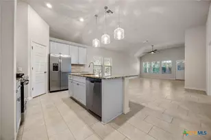531 Scenic Song Dr, Spring Branch, TX 78070 - Photo 4