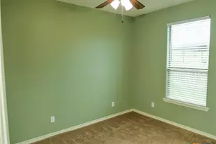 120 Sandpiper Dr, Victoria, TX 77905 - Photo 16
