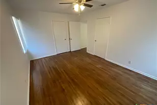1004 Lawndale Ave, Victoria, TX 77901 - Photo 16