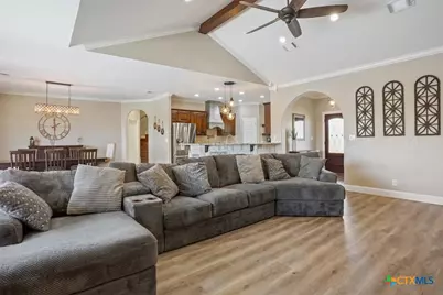 8813, 8725 Stallion Rd, Temple, TX 76501 - Photo 6