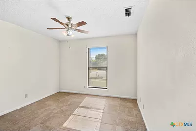 2803 Lawndale Street, Killeen, TX 76549 - Photo 22