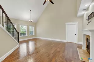 204 Falling Hls, New Braunfels, TX 78132 - Photo 16