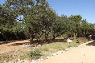 204 Falling Hls, New Braunfels, TX 78132 - Photo 44