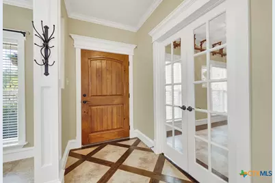 204 Falling Hills, New Braunfels, TX 78132 - Photo 6