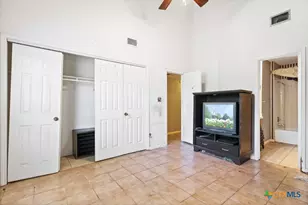 1203 Hazelton St, San Marcos, TX 78666 - Photo 20