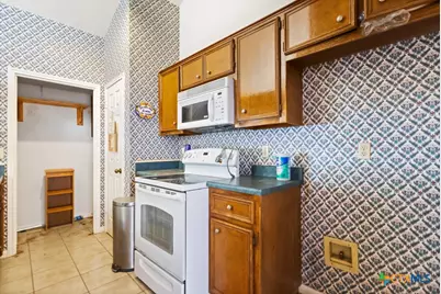 1203 Hazelton Street #B, San Marcos, TX 78666 - Photo 10