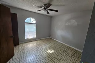 1901 Dennis St, Copperas Cove, TX 76522 - Photo 6