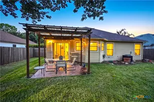 762 Pinehurst Dr, New Braunfels, TX 78130 - Photo 4