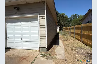 1509 N W S Young Drive, Killeen, TX 76543 - Photo 2