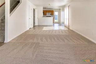 102 E Robin Ln, Harker Heights, TX 76548 - Photo 10