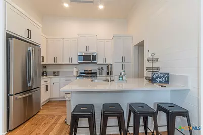 123 S Academy Avenue, New Braunfels, TX 78130 - Photo 8