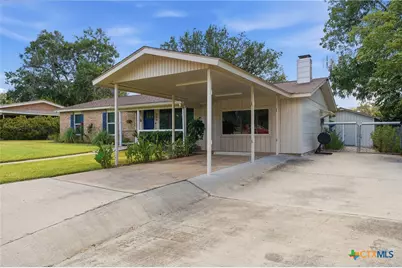 228 S Ponton Street, Gonzales, TX 78629 - Photo 22
