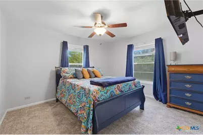 228 S Ponton Street, Gonzales, TX 78629 - Photo 6