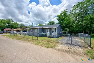 504 Shannon Avenue #502, Seguin, TX 78155 - Photo 10