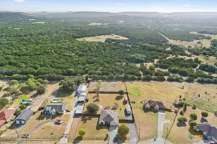 709 Co Rd 3371, Kempner, TX 76539 - Photo 6