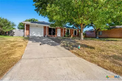 318 E Ridge Boulevard, Temple, TX 76502 - Photo 2