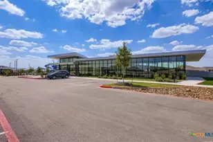9206 Bowie Rdg, Seguin, TX 78155 - Photo 2