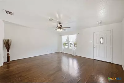 461 Wind Gust, New Braunfels, TX 78130 - Photo 4