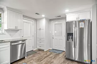 532 Co Rd 311, Port Lavaca, TX 77979 - Photo 10