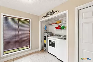 205 Pecos Dr, Victoria, TX 77904 - Photo 20