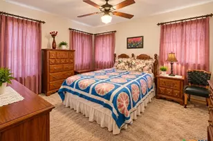 706 N San Patricio St, Goliad, TX 77963 - Photo 8