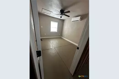 1607 St Joseph #B, Gonzales, TX 78629 - Photo 4