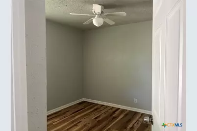 207 W Voelter Avenue, Killeen, TX 76541 - Photo 10