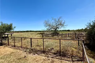 3148 Fm 795, Gonzales, TX 78629 - Photo 20