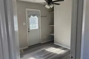 801 N 1st St, Copperas Cove, TX 76522 - Photo 8